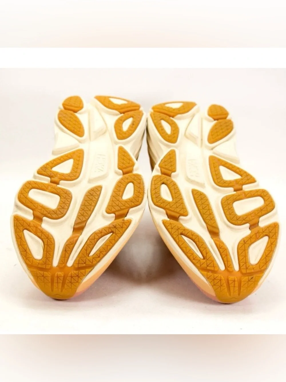 Hoka One One Bondi 8 Womens Size US 8 B Sandstone Cream Comfort Running Shoes - Picture 12 of 13